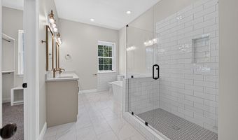 17 Sandhurst Dr, Bella Vista, AR 72714