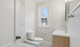 1317 S WALTER REED Dr 17201, Arlington, VA 22204