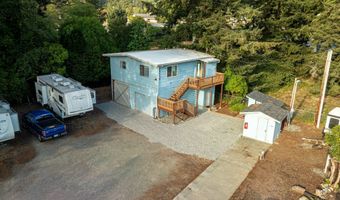 97799 Hanscam Ln, Brookings, OR 97415