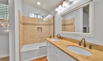 620 Meadow Grove Pl, Escondido, CA 92027