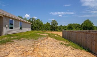 8001 White Spruce Trl, Bauxite, AR 72011