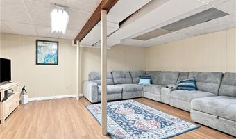 1 Teakwood Dr, Cumberland, RI 02864