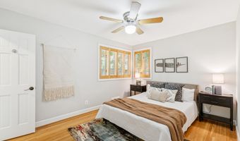 2431 N NOTTINGHAM St, Arlington, VA 22207