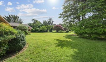 827 W Cunningham St, Alcoa, TN 37701