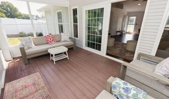 31 Merrill Rd, Clinton, CT 06413