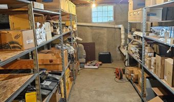 329 Jefferson St, Algonquin, IL 60102