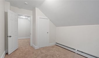 63 Prospect St, Lincoln, RI 02838