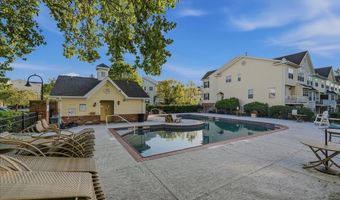 2 MARINA Dr, Bayonne, NJ 07002