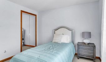 114 S West St, Agawam, MA 01030