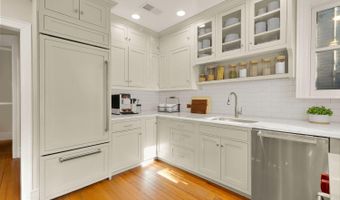 3252 N Street NW, Washington, DC 20007