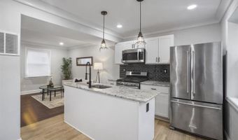 5623 EADS St NE, Washington, DC 20019