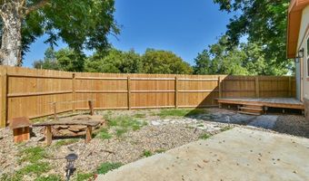 610 S 19th St, Chickasha, OK 73018