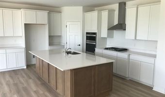 5630 Fir Ct, Almont, MI 48003
