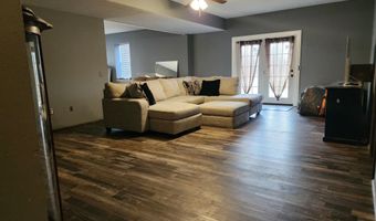 21306 Lawrence 2074, Ash Grove, MO 65604