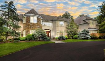 1049 MCKEAN Rd, Ambler, PA 19002