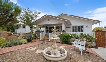 206 S Wisconsin St, Fallbrook, CA 92028