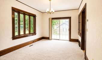 1009 S Kline St, Aberdeen, SD 57401