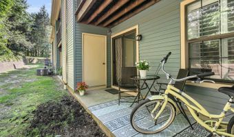 109 Dundee Ct, Aberdeen, NJ 07747