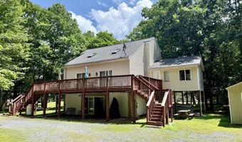 82 Tennyson Cir, Albrightsville, PA 18210