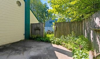 1320 STATE St, Algoma, WI 54201