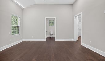 270 CHOCCOLOCCO Dr, Anniston, AL 36207