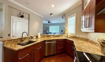 6418 MAYRA SHORES Ln, Apollo Beach, FL 33572