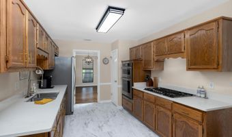 3775 OAK FOREST Dr, Bartlett, TN 38135