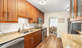 1405 E Central Rd 222C, Arlington Heights, IL 60005