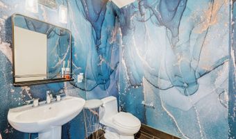 1200 STEUART St 713, Baltimore, MD 21230
