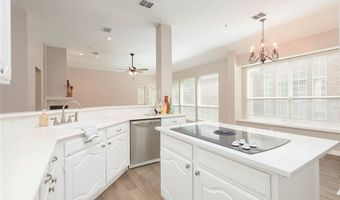 3793 WATERFORD Dr, Addison, TX 75001