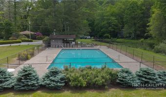 141 Snowflake Rd, Banner Elk, NC 28604