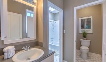 1724 AVENIDA ALTURAS NE, Albuquerque, NM 87110
