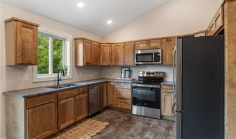 S1546 Shawnee Drive B, Alma, WI 54610