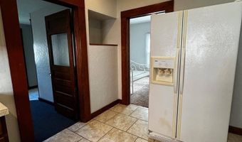 308 E 5th Ave, Arkansas City, KS 67005