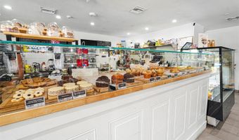 3300 NE 191st St 1007, Aventura, FL 33180