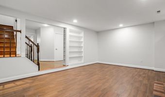 7822 ORACLE Pl, Potomac, MD 20854