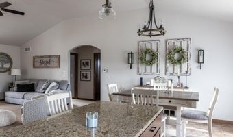 W5724 JOCHMANN Drive, Appleton, WI 54915