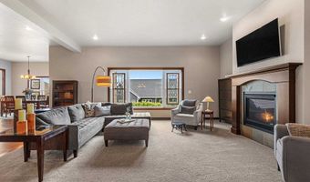 6600 N KUREY Dr, Appleton, WI 54913