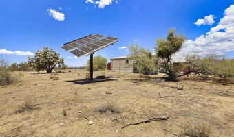 6705 E Red Barrel Rd, Yucca, AZ 86438
