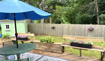29 Stony Acre Dr, Cranston, RI 02920