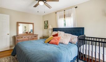 7658 General Meade Ln, Affton, MO 63123
