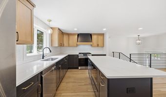 44 Wildbrook Rd, Billerica, MA 01821