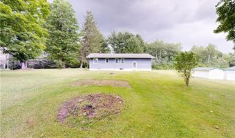 6490 Willow Way, Andover, OH 44003