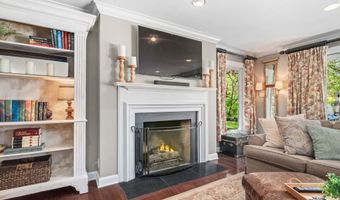 266 Pettis Ave NE, Ada, MI 49301