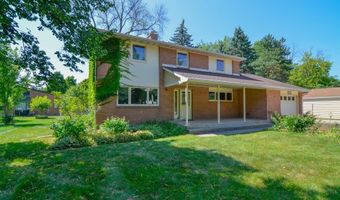 1105 S TIMMERS Ln, Appleton, WI 54914