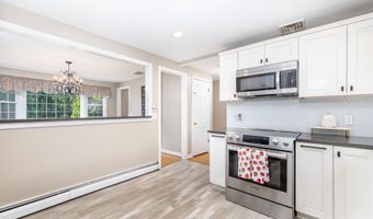 56 Juniper Dr, Avon, CT 06001