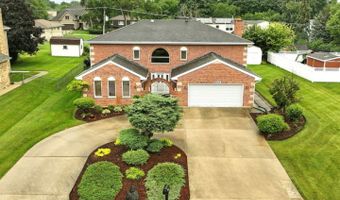 725 N 8th Ave, Addison, IL 60101
