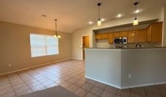 1210 SW Apache Dr, Bentonville, AR 72712
