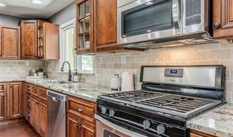 1621 Lariat Dr, Bartlesville, OK 74006