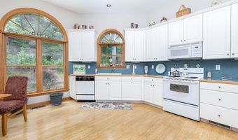 335 Toll Gate Rd, Berlin, CT 06037